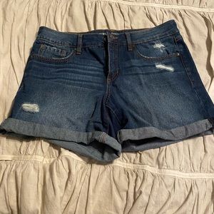 Sound/Style Distressed Denim Shorts - size 10